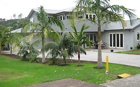 Cathedral Cove Apartment